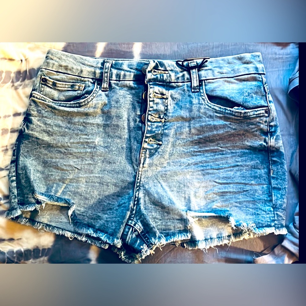 Blue Jean shorts : four buttons on front, size 13, front pockets and back